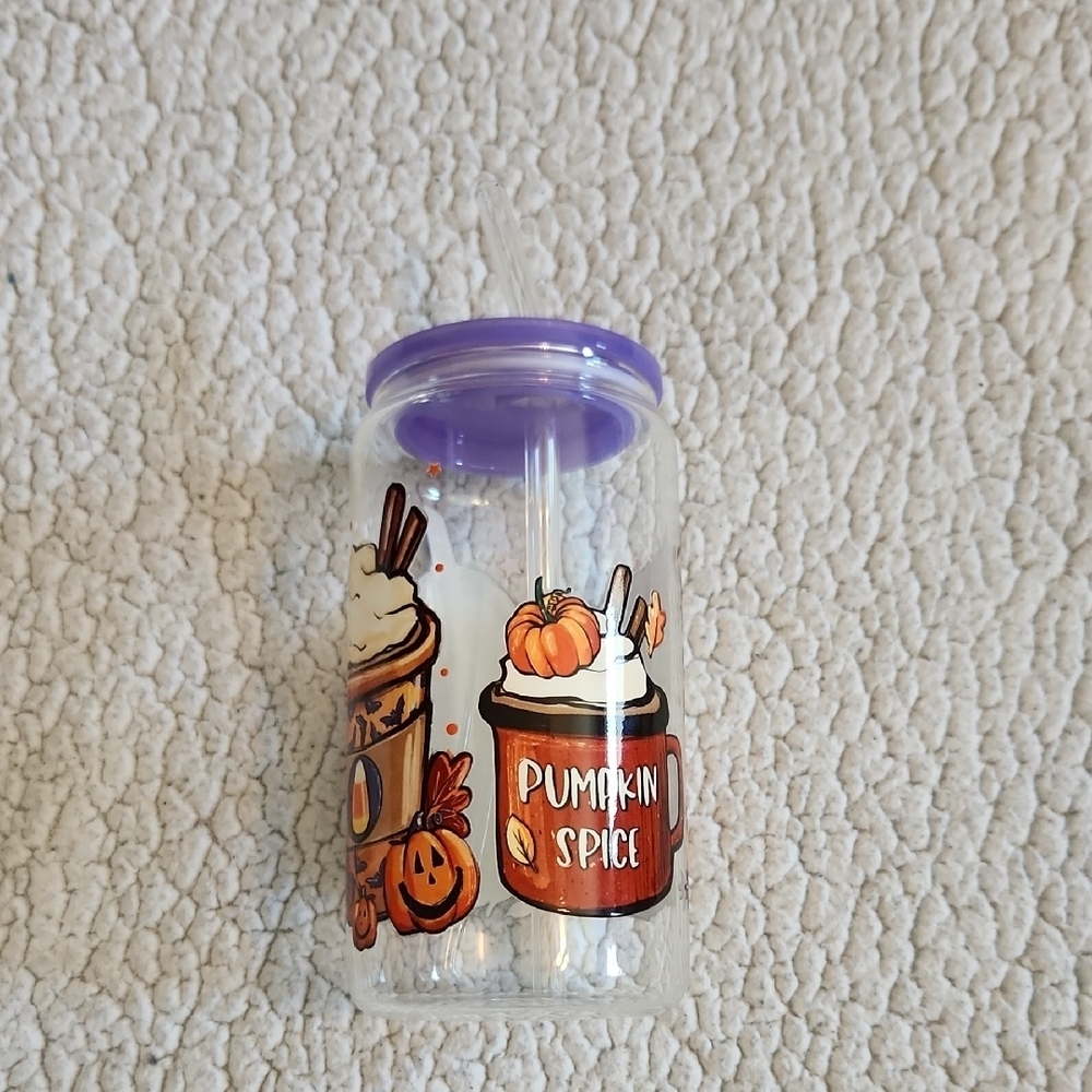 NWOT Halloween Fall Pumpkin Spice Glass Tumbler